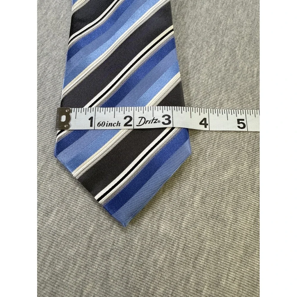 Kenneth Cole Reaction Mens Silk‎ Tie Blue Black White Diagonal Striped Classic